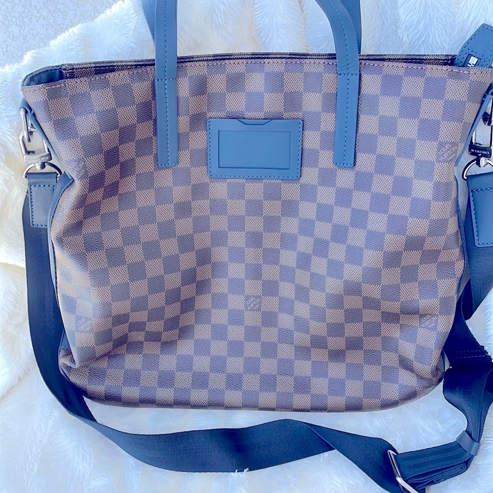 Laptop briefcase by Louis Vuitton purchased 2016 in great condition